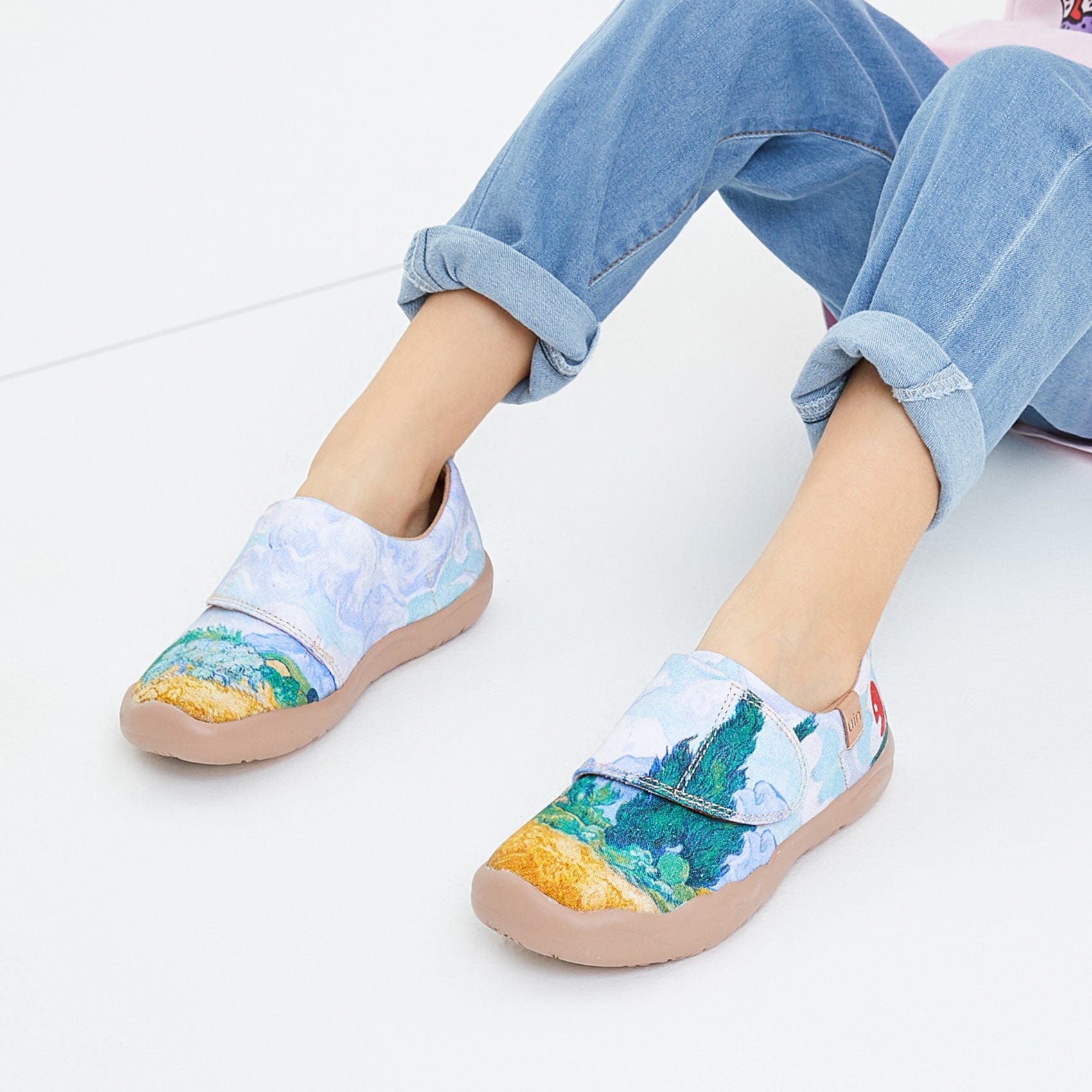 UIN Footwear Kid Van Gogh Wheatfield with Cypresses Kid Canvas loafers