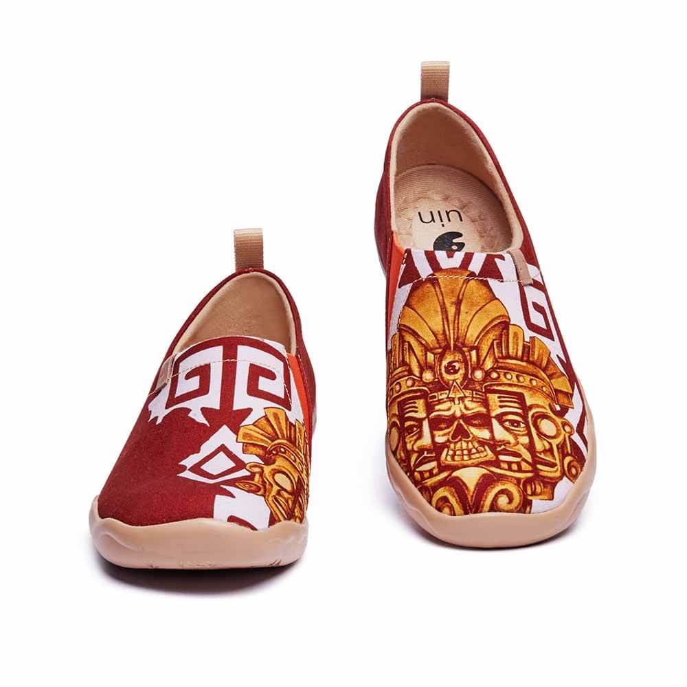 UIN Footwear Men Mayan Totem Canvas loafers