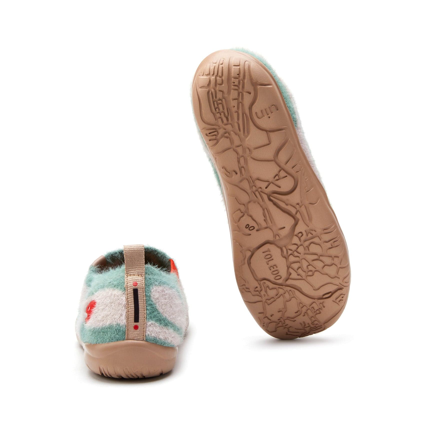 UIN Footwear Women Spring Peach Toledo I Women Canvas loafers