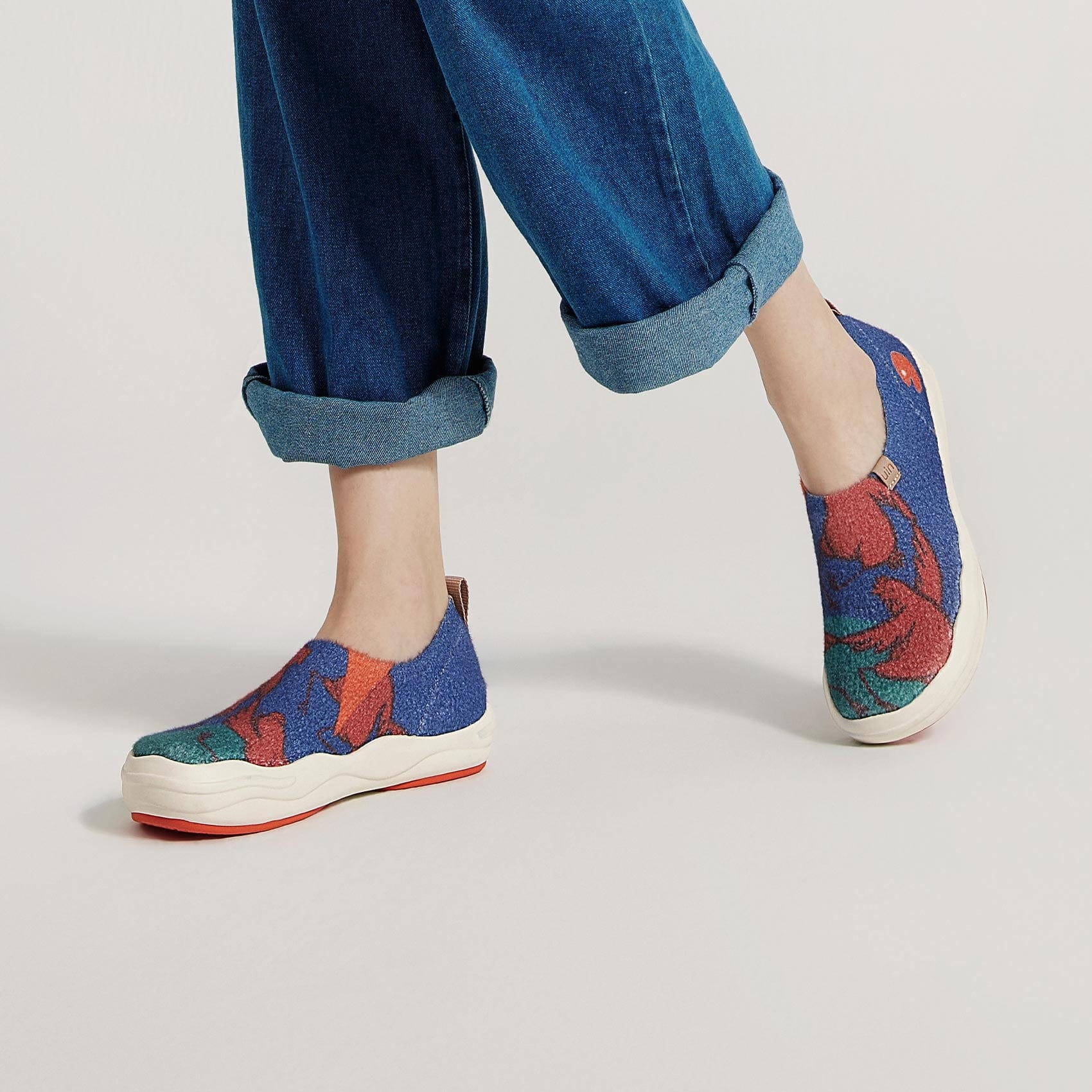 UIN Footwear Women This is Hen-Pop 2 Toledo VIII Women Canvas loafers